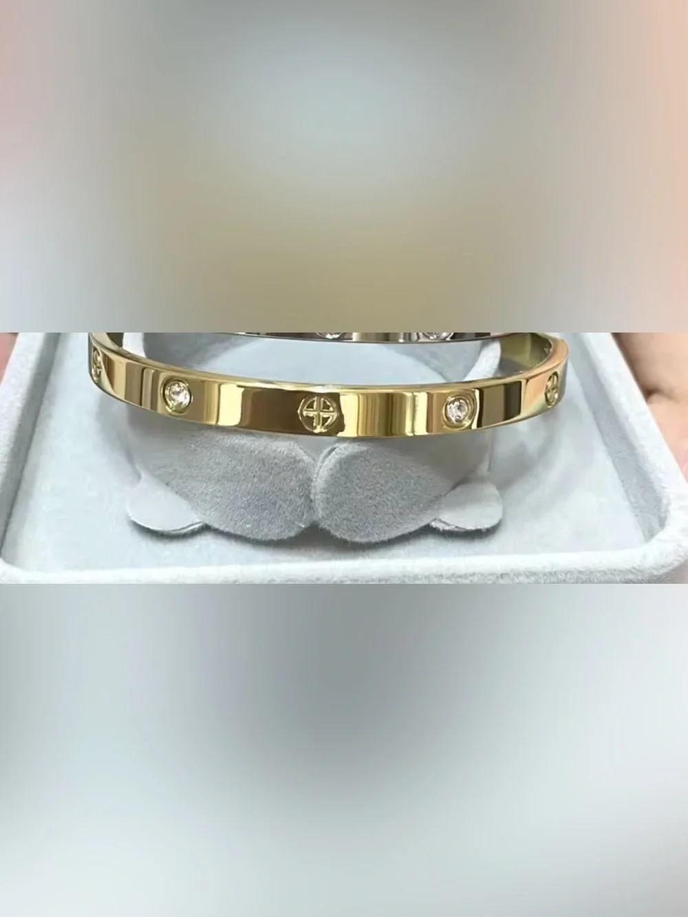 No Brand polished gold